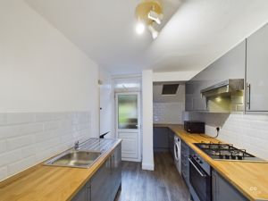 kitchen - click for photo gallery
